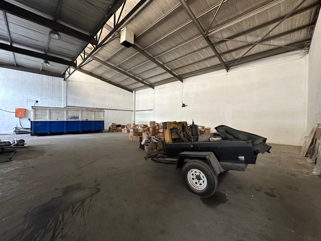 To Let commercial Property for Rent in Retreat Industrial Western Cape